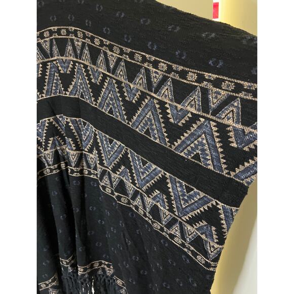 UO Urban Outfitters Ecote Bohemian Fringe Long Shawl Poncho Sweater - Picture 14 of 15